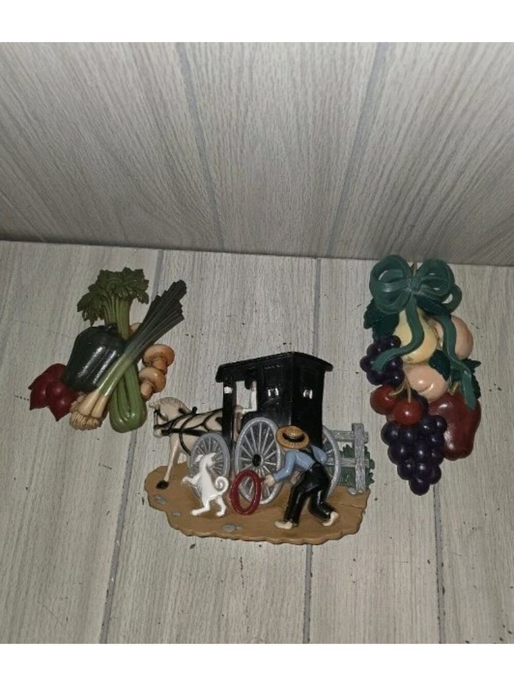 Vintage Burwood Amish Horse Buggy & Vegetables Fruit Wall Art Plaque Hanging 3